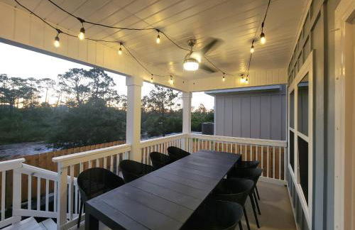 Mins to the Beach/King Beds/Arcade-Snowbird Deals! - Foto 23