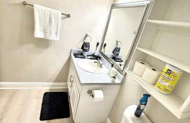 Cozy retreat 1Br 1Ba near hospital and tollway - Foto 11
