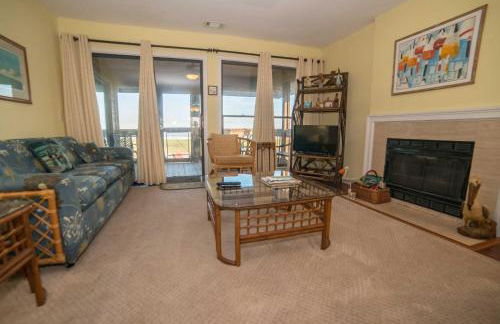 Harbor Island Beachside House - Photo 8