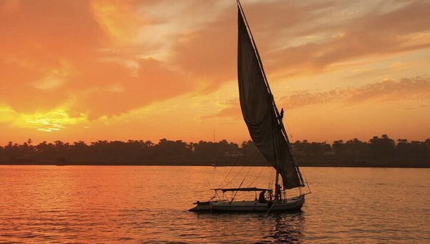 Felucca au coucher du soleil et dîner dans une maison égyptienne à Louxor - Photo 4