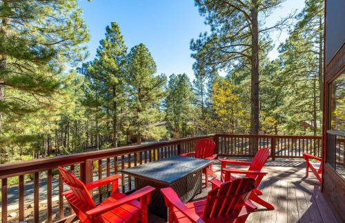 Chalet in the Pines Spa Game Room Wraparound Deck - Foto 46