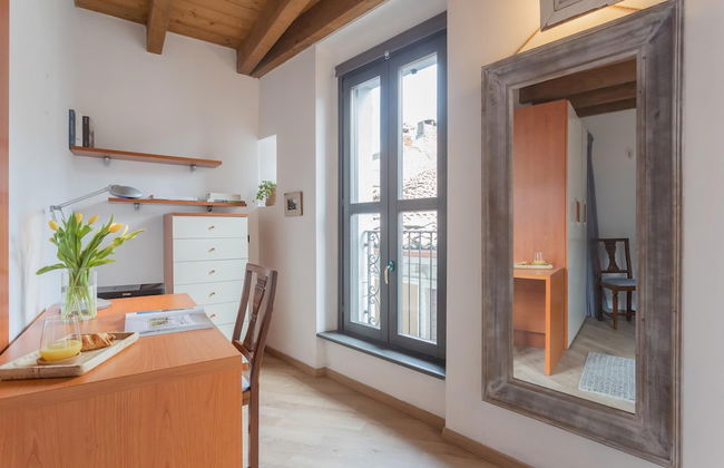 Luini 7 in Como With 2 Bedrooms and 1 Bathrooms - Foto 60