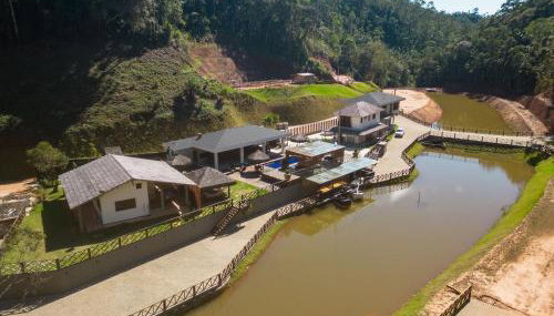 Sítio Cinco Folhas, recanto com vista pra montanha - Foto 3