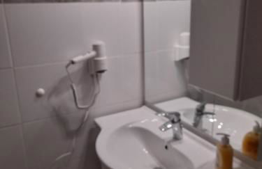 Ferienwohnung Berlin - Schönefeld Flughafen mit Küche - Foto 23