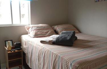 Apartamento espaçoso com 3 quartos para até 6 pessoas, Garagem coberta dentro do condomínio e Check-in Automático via Fechadura com senha - Foto 44