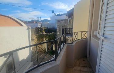 Iselia House - Photo 50