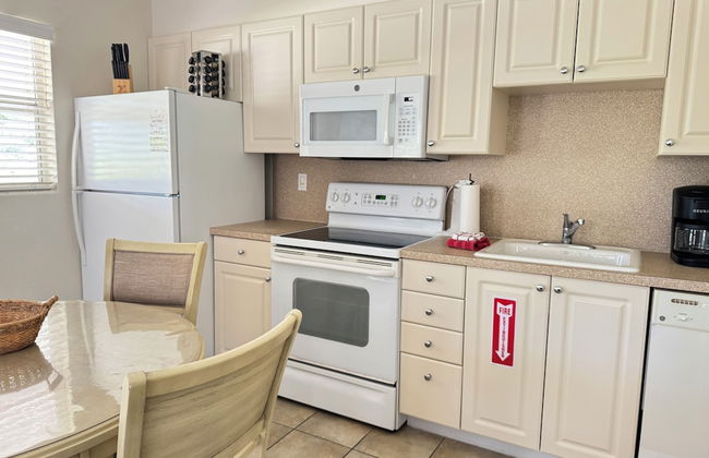 Tropical Villas of Venice Beach - Foto 36