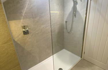 Luxury retreat with hot tub & wood burner - Mylor - Foto 62