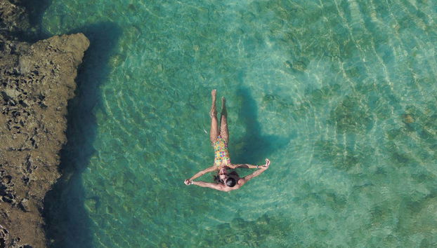 Excursión a la playa de los Carneiros - Foto 2, Relajándonos en las piscinas naturales