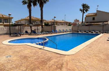 BONITO ADOSADO CON PISCINA A 200 M DE LA PLAYA - Foto 26