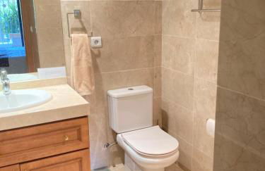 Modern Apartment in Benahavis Village Centre with Underground Parking - Photo 24