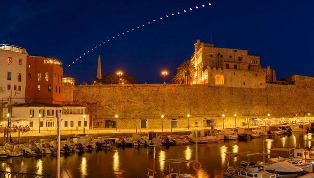 Eclipse lunar en Ciudadela