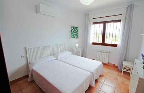 Maite - spacious villa with views and private pool in Calpe - Foto 10