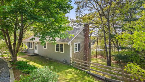 Tranquil Pond-View Escape in Dennis - Foto 3