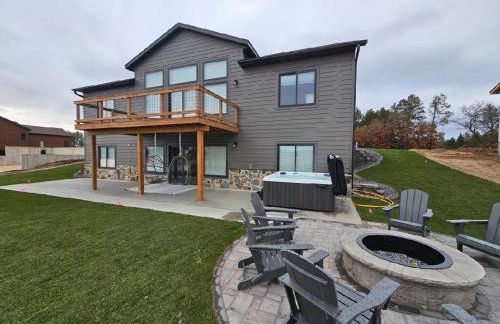 Sunset Serenity 5 Bedroom, Private Lake, Hot Tub - Foto 55