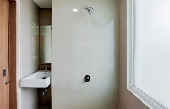 Comfort and Cozy Studio Apartment at B Residence - Foto 6