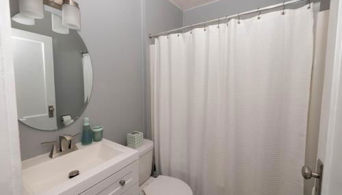 Charming Cozy Cottage with Hot Tub - Foto 5