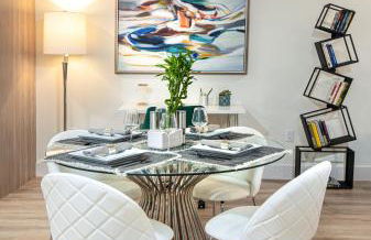 Velvet Bloom - Bubbling Spa Retreat with Sauna & Jacuzzi - Foto 13