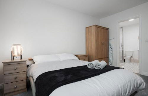 Brimmond Homes - nr to Univ, Hospitals, o2 Apollo, PLAB & 7 mins to City Centre - Stylish, Modern & Secure 2 Bed, 2 Bath Apt with Allocated Free Parking - Foto 59