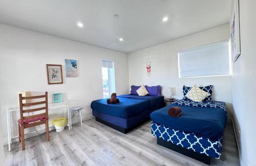 Cozy Chamber 3 BR Hollywood Townhouse - Photo 23