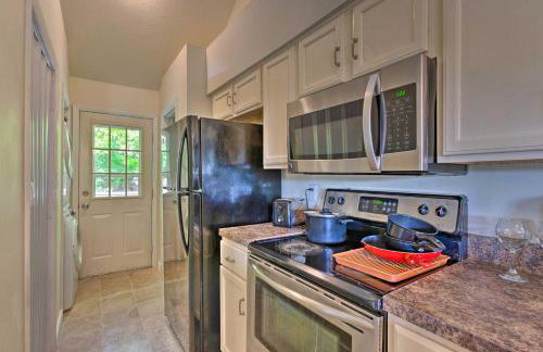 Newport News Condo with Balcony Less Than 2 Mi to Lake! - Foto 7