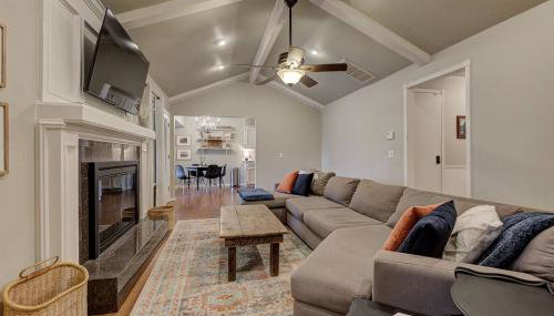 Family Home 5 Beds 3 Baths By Oc - Foto 3