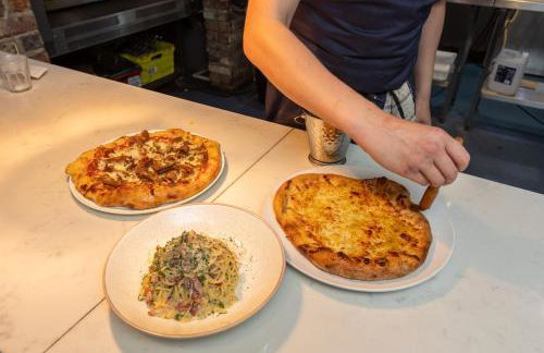 Lake View Lodge with Hot Tub - Foto 41