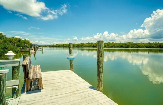 Baywatch Casa 3 Bedroom Home by RedAwning - Photo 32