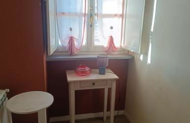 Tormalina rosa presso La Bordona - Foto 9