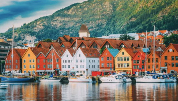 Bergen: Mostraumen Fjord Cruise - Photo 2