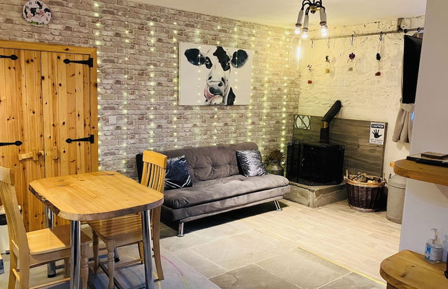 The Cuddly Cow Cosy Barn Studio Campview Farm Stay - Foto 1