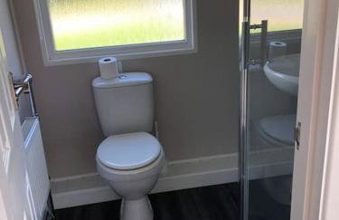 Couple’s Lodge With Hot Tub - Foto 34