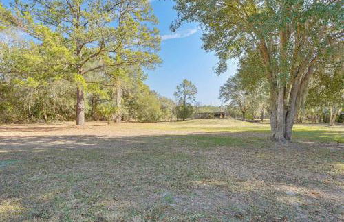 Hike and Fish! Wooded Family Getaway in Interlachen - Foto 28