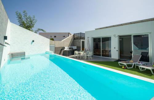 Villa in Maspalomas with Private Heated Pool - Foto 7
