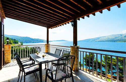 Seaside Villa near Trogir - Poljica - Photo 30