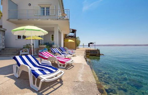 Awesome Apartment In Lukovo Sugarje - Foto 23