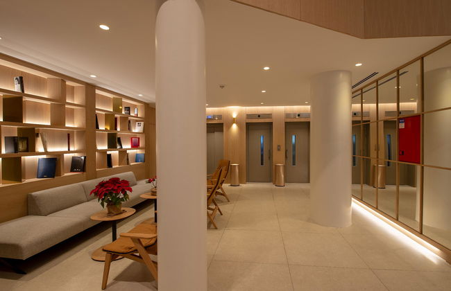 Apartamentos Recoletos - Photo 36