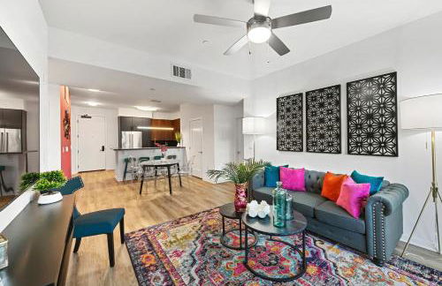 Fairfax District Chic City Oasis 2 BR Apt with Den 136 - Foto 14