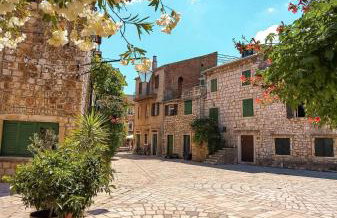 House Sidro, Stari Grad - Photo 44