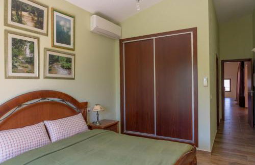 La AMISTAD Apartamento en Chalet con piscina compartida - Foto 12