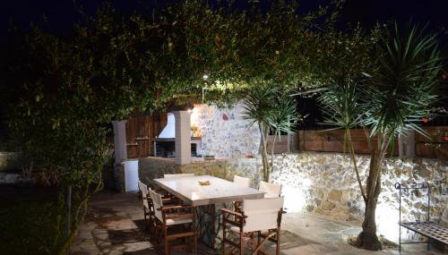 Bruskos Holiday Deluxe - Foto 2, Garden