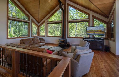 Alpine Recharge by KABINO Huge Views Hot tub Garage PS3 WiFi Loft - Foto 10