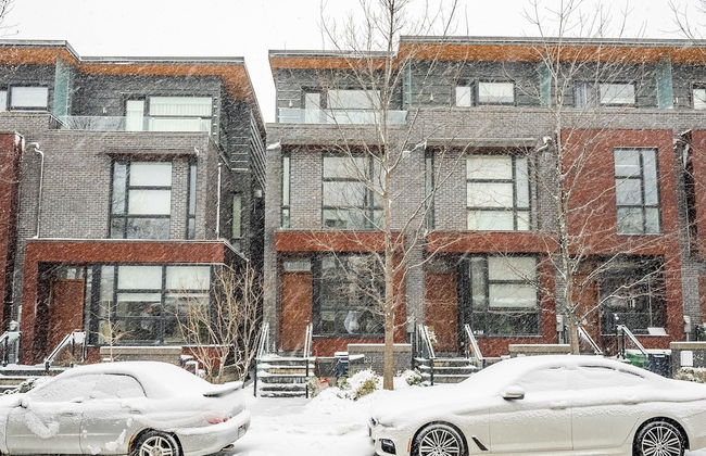 Luxury 4BR Townhouse in Downtown Toronto - Photo 61