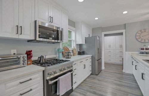 Colonial on Crane - Photo 8