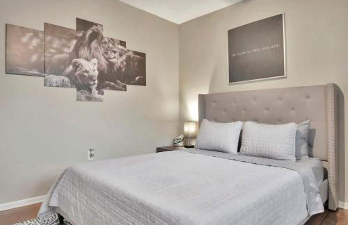 Family & Pet Friendly Getaway with Porch Fire Pit & Yard - Foto 35