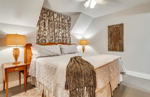 Private Hot Tub, Steps to Main St Saluda Retreat - Foto 32