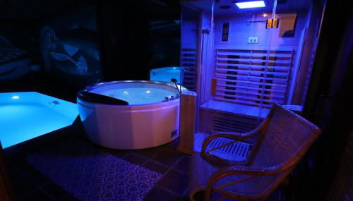 Ferienhaus mit Schwimmbad, Whirlpool & Sauna am Nürburgring - Foto 5