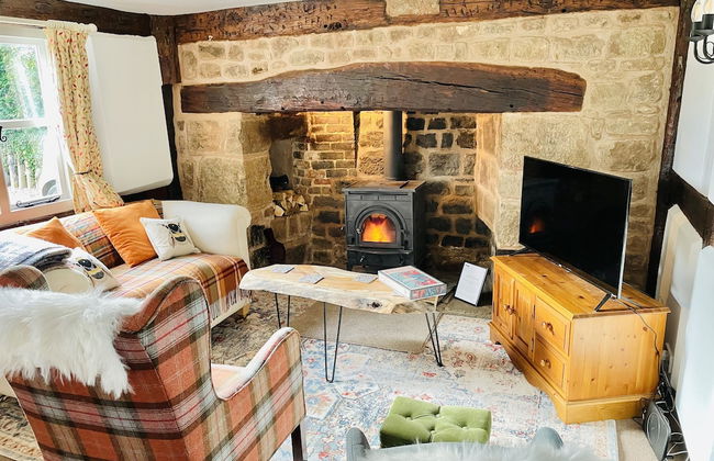 Log Burner and Beamed Ceilings-king Size Bed - Foto 15