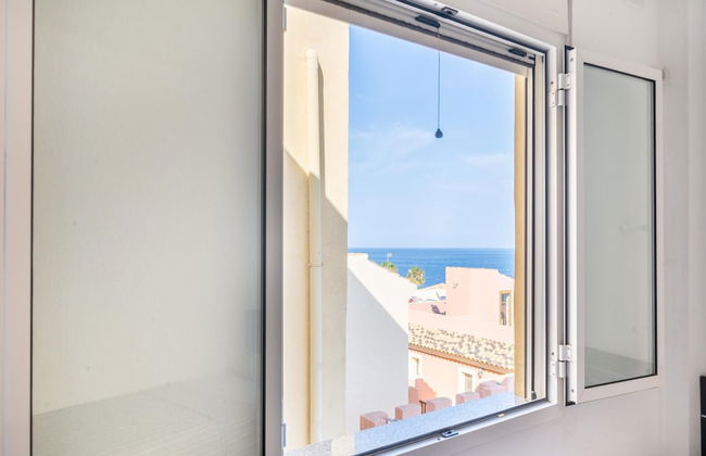 Apartment Near the Beach With sea Views - Photo 36