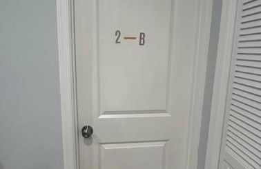 Cozy 2-3 Bedroom Apartment in Center City! - Foto 78